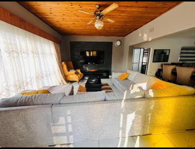 3 BEDROOM PROPERTY TO RENT IN ELSBURG